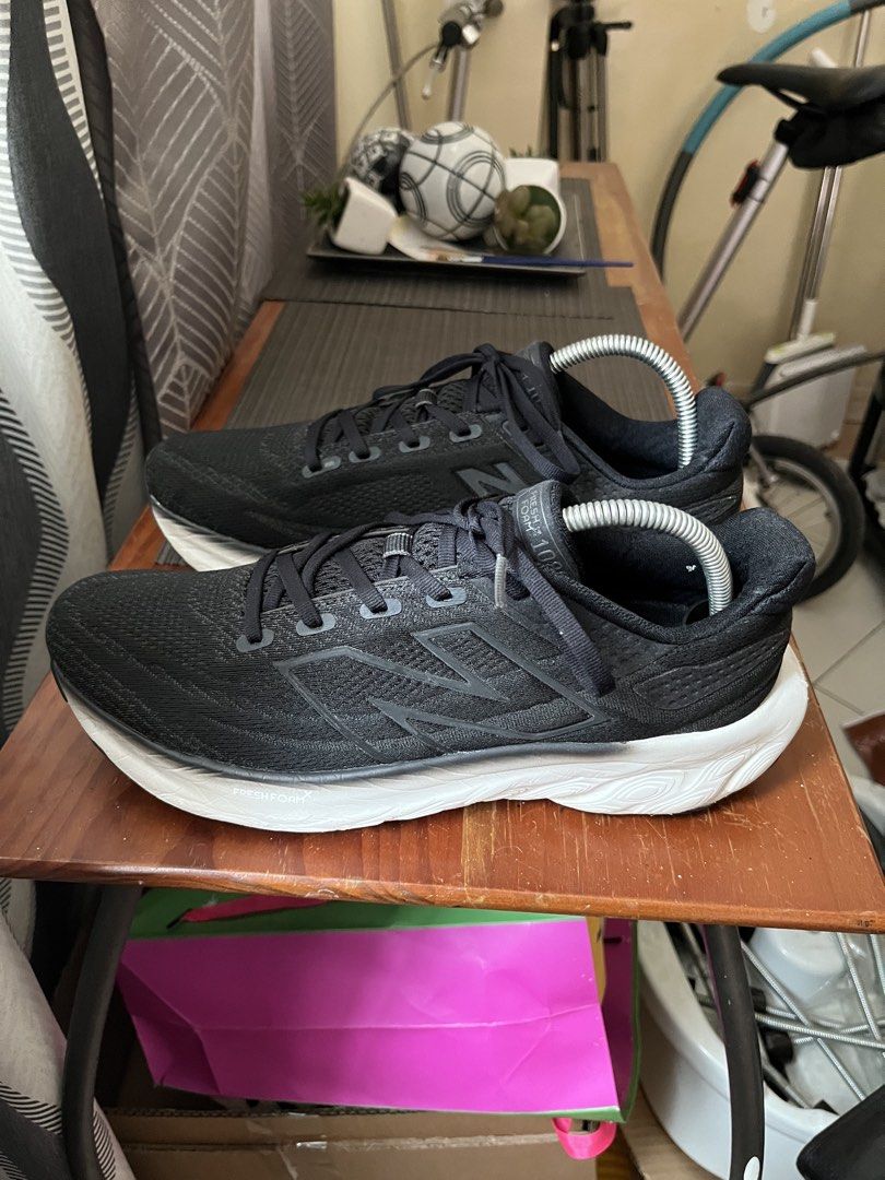 NB Fresh foam 1080 v13 (Category: Sneakers) located in Las Pinas. Submitted by deepsouthe (Listing ID 1460938732, Image 1). Description: NB Fresh foam 1080 v13 M9, 8.5uk, 42eu, 27cm Well used yet in good condition Php2,500 plus sf Las Pinas area.