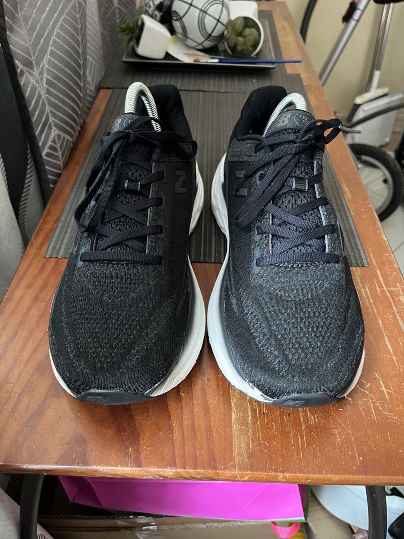 NB Fresh foam 1080 v13 (Category: Sneakers) located in Las Pinas. Submitted by deepsouthe (Listing ID 1460938732, Image 3). Description: NB Fresh foam 1080 v13 M9, 8.5uk, 42eu, 27cm Well used yet in good condition Php2,500 plus sf Las Pinas area.
