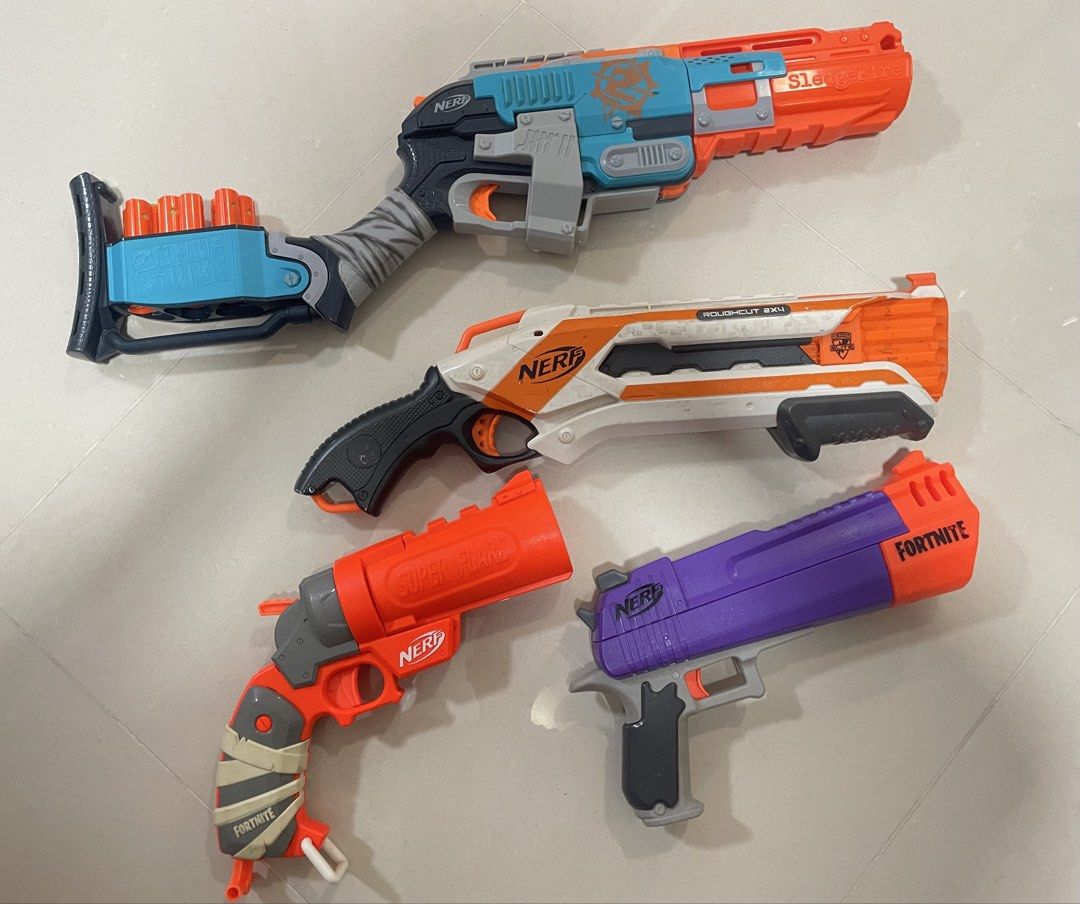 Nerf bundle assorted (Category: Action & Battle Toys) located in Singapore. Submitted by soulofvintage (Listing ID 1461005712, Image 1). Description: Selling as it is.