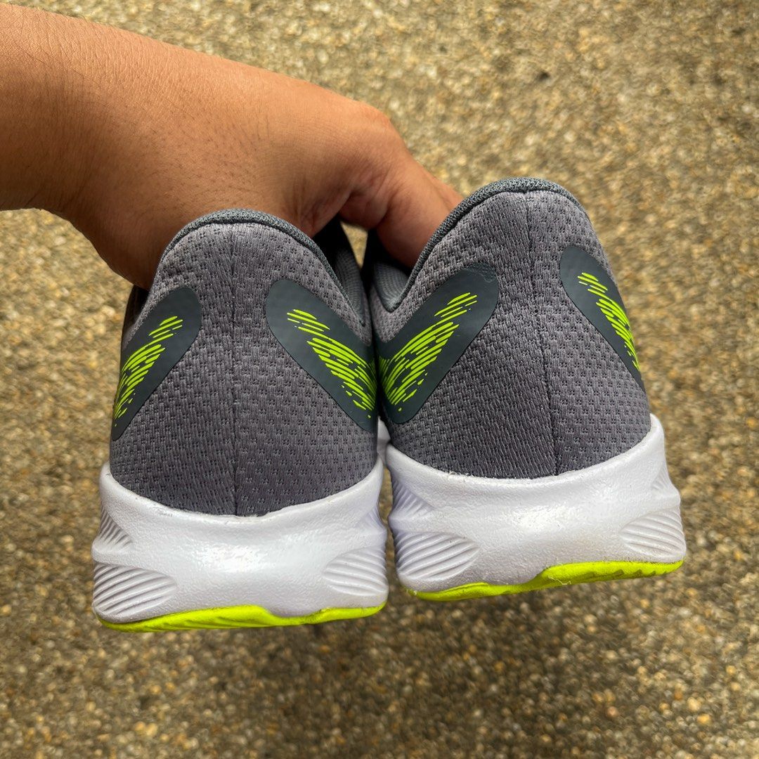 New Balance DRFT V2 ‘Grey’ (Category: Sneakers) located in Rizal. Submitted by cattleya_street (Listing ID 1461090848, Image 3). Description: New Balance DRFT V2 ‘Grey’ 9.5us | pair only Like-New Condition ₱850 .