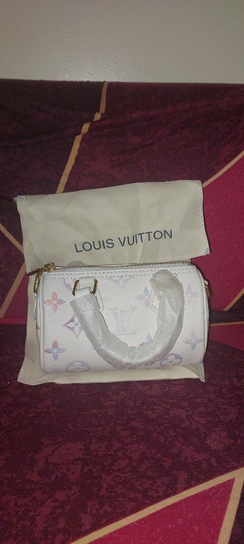 New Branded Graded Bags (Category: Luxury Bags & Wallets) located in Pasig City. Submitted by jann8 (Listing ID 1461086983, Image 3). Description: New Branded Top Graded Bags Prada - 600 Lululemon pink beltbag - 600 Lululemon wallet - 350 Marc Jacobs blue (has marker at the back) - 450 Marc Jacobs wallet sling with box - 980 long champ (little rusted) - 250 LV microbag or Chanel each bags - 1,200 Gentlewoman each bags- 250 Goyard white - 780 Goya
