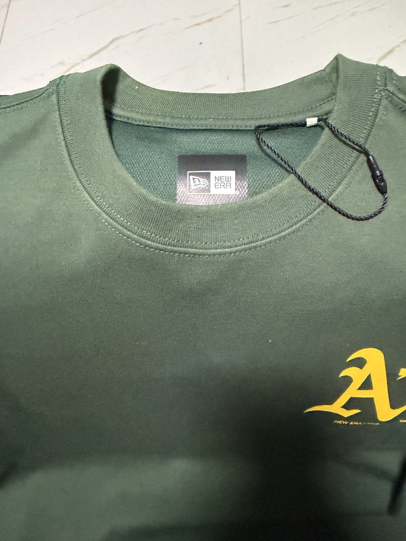 New Era T-shirt new (Category: Tshirts & Polo Shirts ) located in Manila. Submitted by xymound88 (Listing ID 1460974444, Image 2). Description: .