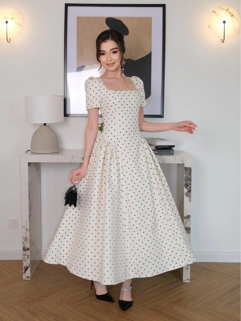 New! Premium Linen Dress (Category: Dresses) located in Quezon City. Submitted by pets.r.us.manila (Listing ID 1460947319, Image 1). Description: ✅Beige ✅Blue ✅Black sizes: Small Medium Large XL.