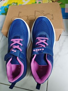 (Kategori: ) berada di . Dikirim oleh j_two (ID iklan 1460927956, Gambar 1). Deskripsi: .