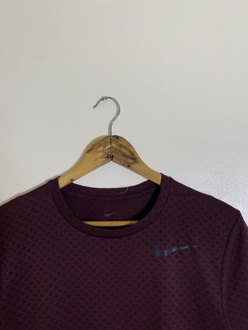 Nike (Category: Activewear) located in Cebu City. Submitted by cjakosalem02 (Listing ID 1461109206, Image 3). Description: .