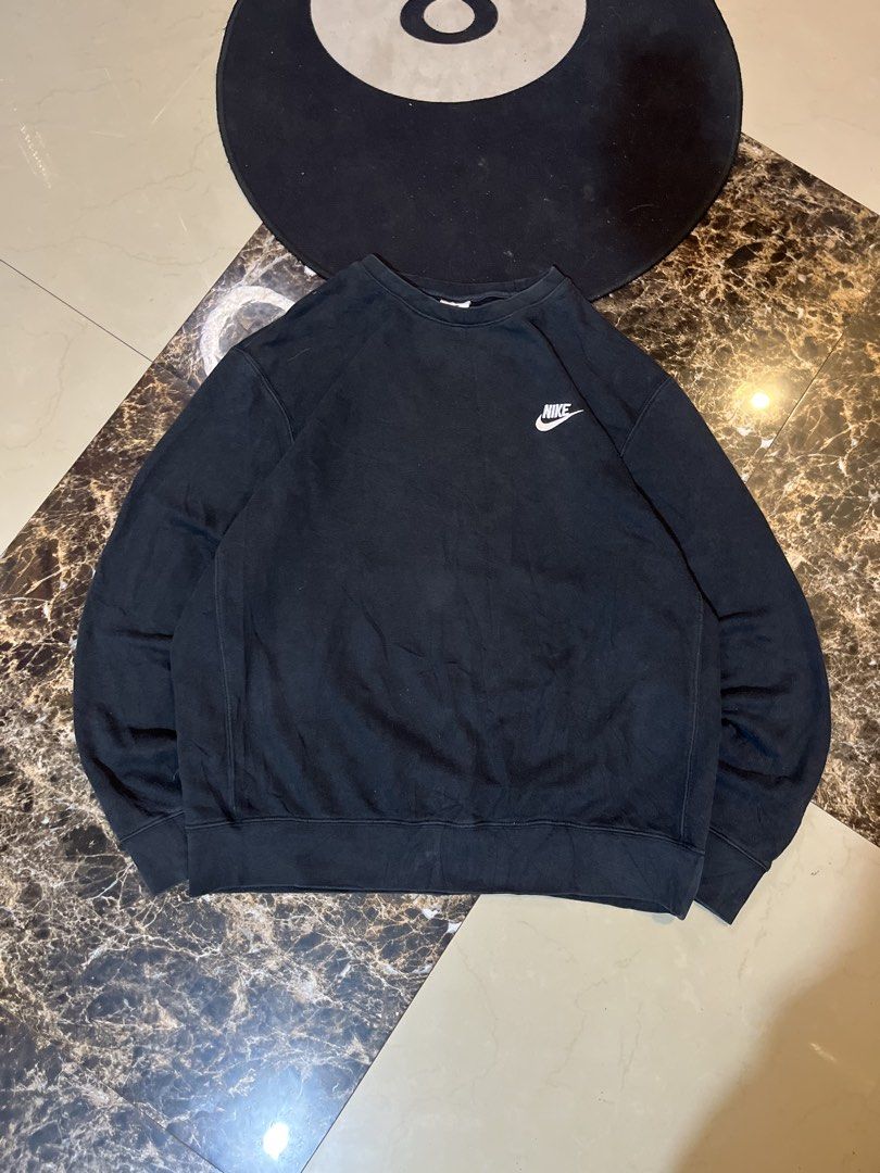 Nike Club Fleece (Category: Coats, Jackets and Outerwear) located in Mahayag. Submitted by kyle_thrift (Listing ID 1460989980, Image 1). Description: .