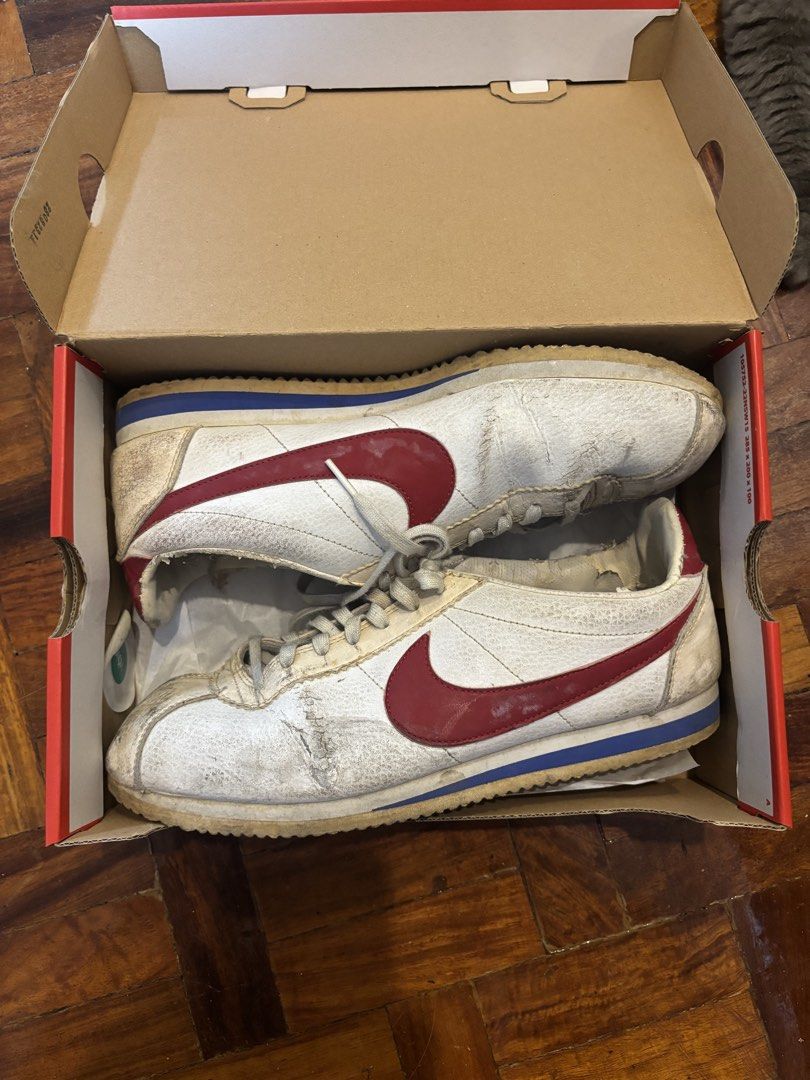 nike cortez leather white/varsity blue/varsity red (Category: Casual Shoes) located in Las Pinas. Submitted by piarre (Listing ID 1461002912, Image 1). Description: ~ authentic bought in nike store ~ mens size 10 ~ on-hand ~ shipping shall be shouldered by buyer!(j&t shipping is usually for ₱65 only) ~ mop: gcash, paymaya, bpi bank transfer, paypal ~ can create a bundle with other items i sell just send me an offer! ~ feel free to msg me for any 