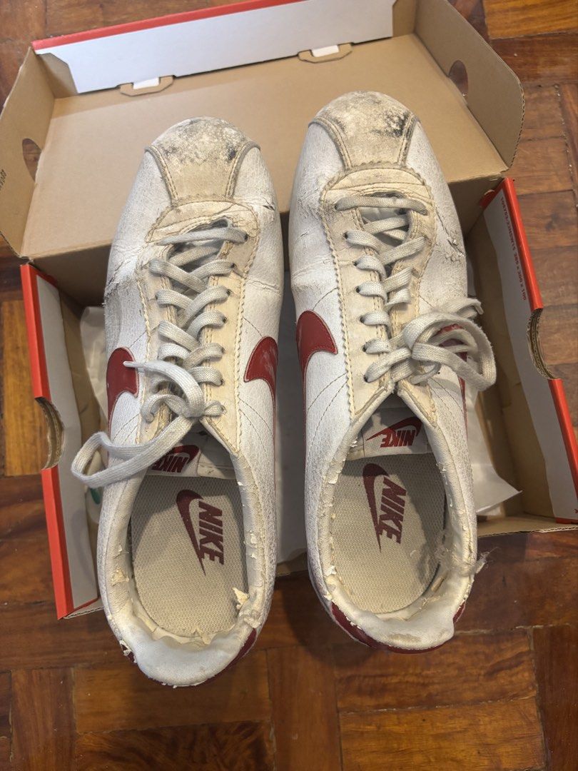 nike cortez leather white/varsity blue/varsity red (Category: Casual Shoes) located in Las Pinas. Submitted by piarre (Listing ID 1461002912, Image 2). Description: ~ authentic bought in nike store ~ mens size 10 ~ on-hand ~ shipping shall be shouldered by buyer!(j&t shipping is usually for ₱65 only) ~ mop: gcash, paymaya, bpi bank transfer, paypal ~ can create a bundle with other items i sell just send me an offer! ~ feel free to msg me for any 