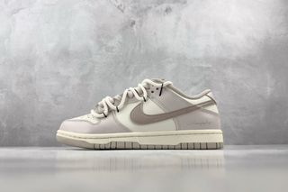 (Category: ) located in . Submitted by shoes_shop. (Listing ID 1461081779, Image 1). Description: .