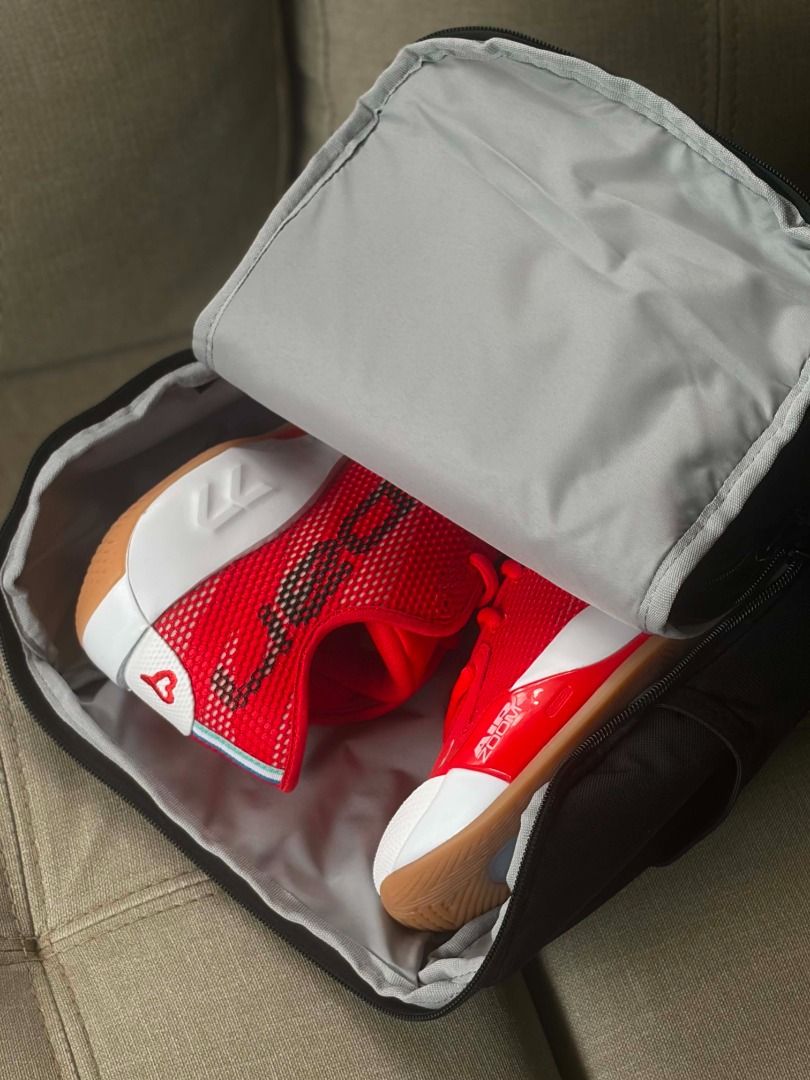 Nike Elite Shoe Bag (Category: Backpacks) located in Balanga. Submitted by hehehehehehehehehehehehehehehe (Listing ID 1460931571, Image 2). Description: CLEARANCE SALE ‼️ ₱ 1495 ONLY ✅ (srp ₱ 1895) ❌ N!ke Varsity Elite Shoe Bag ‘Black' Size: 14 Liters Item is brand new, 100% leg!t 💯 Location: Balanga City 📍 Shipping: Jrs / Lbc 🚛 FB & IG: SapatosKYJN.