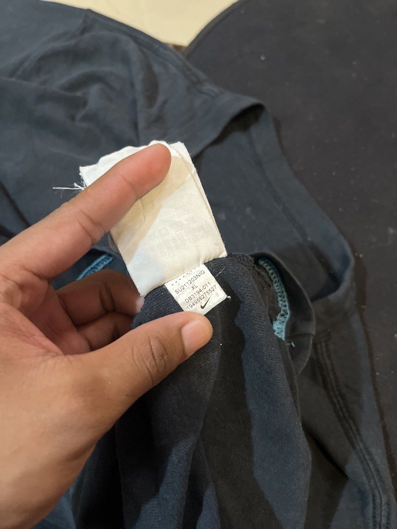 Nike Embroid Mid Logo (Category: Tshirts & Polo Shirts ) located in Mahayag. Submitted by kyle_thrift (Listing ID 1460989608, Image 3). Description: .