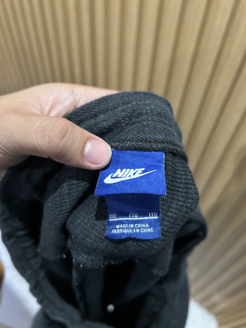 NIKE FLEECE (Category: Shorts) located in Tubod. Submitted by just_thrift.1 (Listing ID 1461091817, Image 2). Description: NIKE FLEECE (Authentic) Size: XXL (Large Fittings) 📐Waist: 30-36 📐Length: 19 📐Leg Opening: 11 Color Rate: 9.5/10 Excellent Condition.