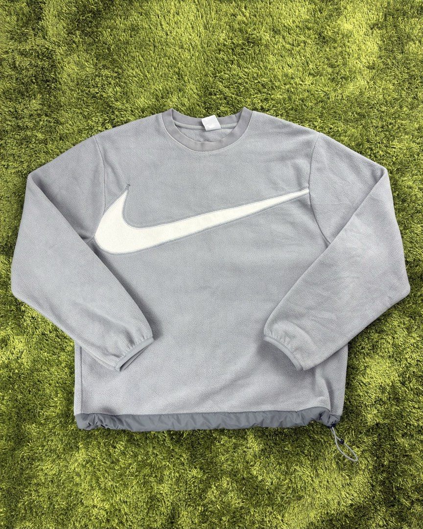 Nike Fleece Winterized Crewneck Sweatshirt (Category: Coats, Jackets and Outerwear) located in Lucena. Submitted by shopdotmane (Listing ID 1461065797, Image 1). Description: Nike Fleece Winterized Crewneck Sweatshirt Size XL on tag 24 (width) x 27 (length) Adjustable hem (garterized) Still in excellent condition .