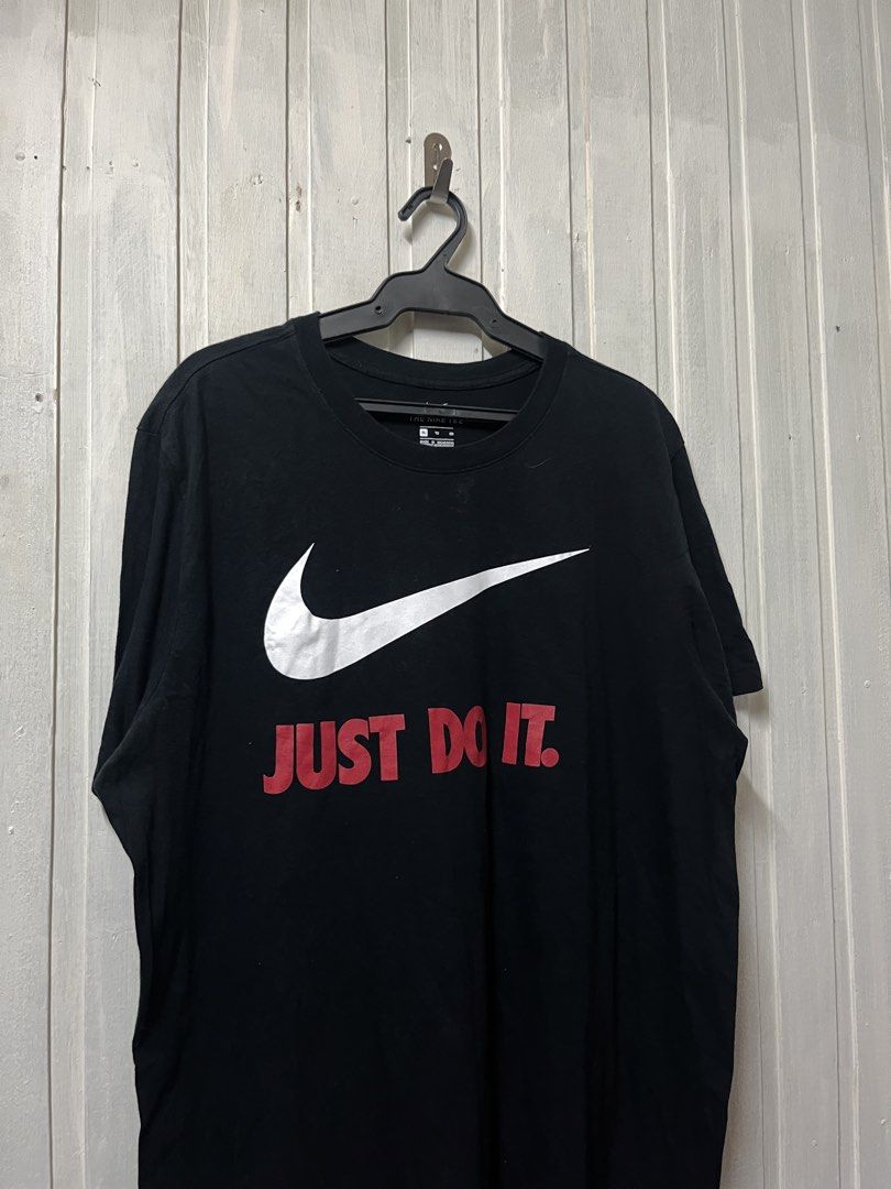Nike Just Do It Shirt (Category: Tshirts & Polo Shirts ) located in Muntinlupa City. Submitted by ninenine.collective (Listing ID 1460930445, Image 2). Description: Nike Just Do It Shirt 24.5/29.