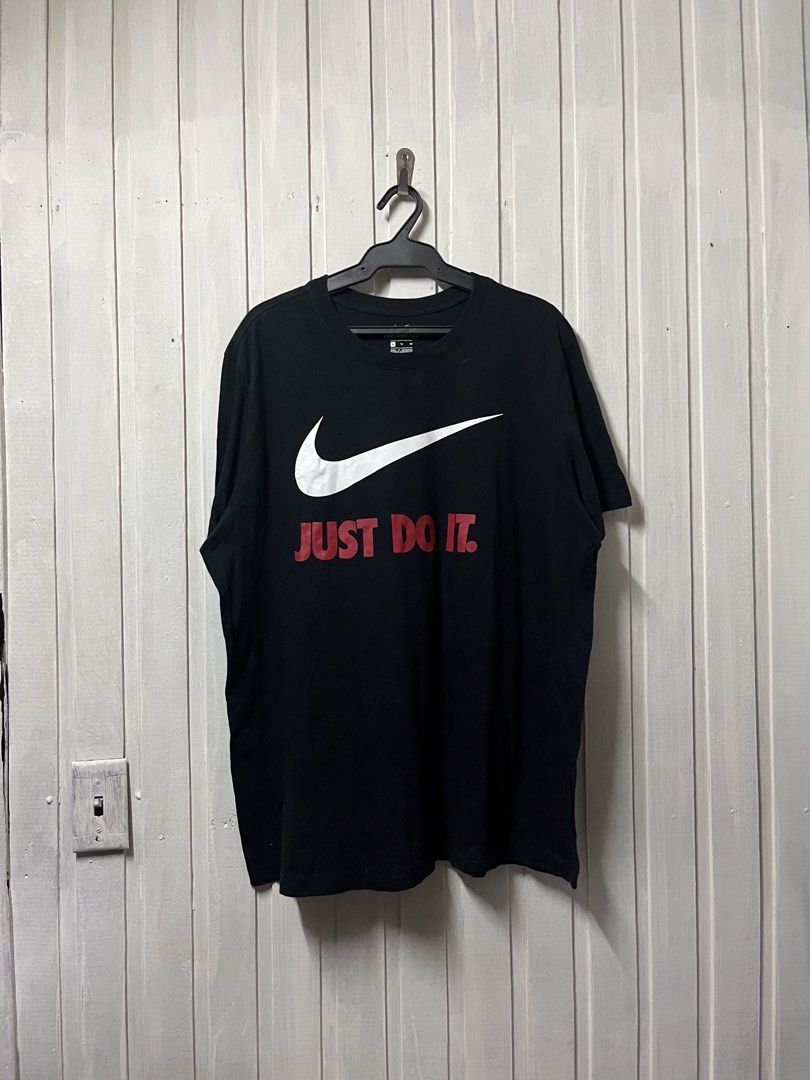 Nike Just Do It Shirt (Category: Tshirts & Polo Shirts ) located in Muntinlupa City. Submitted by ninenine.collective (Listing ID 1460930445, Image 1). Description: Nike Just Do It Shirt 24.5/29.