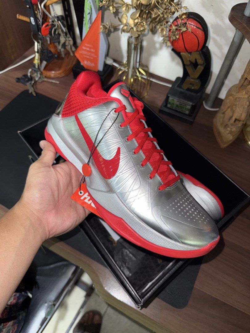 Nike Kobe 5 x Caitlin Clark 'ROTY' (Category: Sneakers) located in Manila. Submitted by kick.da.bean (Listing ID 1460993452, Image 2). Description: Nike Kobe 5 Protro x Caitlin Clark 'ROTY' Size 10.5 US Exclusive Release BNDS Complete (w Flight Club tag) 24995 📍Taguig .