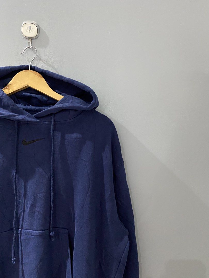 Nike Navy Blue Hoodie Size S (Category: Hoodies) located in Bangued. Submitted by koroysthrifts (Listing ID 1461056406, Image 1). Description: - Nike hoodie - Color: Navy blue -25x25 Boxy - Size: S - Made in: Jordan - Condition: Comfy, but has a dark purple stain on the sleeve. Please check the last photo for details..