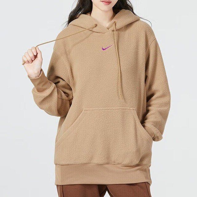 NIKE PLUSH HOODIE (Category: Coats, Jackets and Outerwear) located in Quezon City. Submitted by fast_break (Listing ID 1461063526, Image 2). Description: NIKE PLUSH PULLOVER ☑️ COLOR: BROWN SIZE: XL ON TAG DIMES: 25W x 27L📏 COLOR RATE:9.9/10 EXCELLENT CONDITION AS NEW NO ISSUE📍 LOC:NOVA QC📍 DM TO PURCHASE 💌.