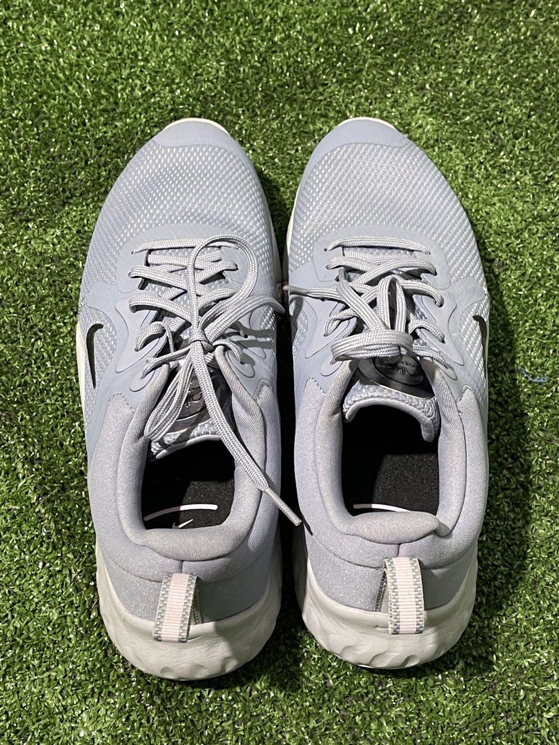 Nike Renew In Season TR11 (Category: Activewear) located in Manila. Submitted by IMEG444 (Listing ID 1460932241, Image 3). Description: Brand new from US Without Box US9 Best designed for short-distance running, gym workouts, cross-training, and casual everyday wear.