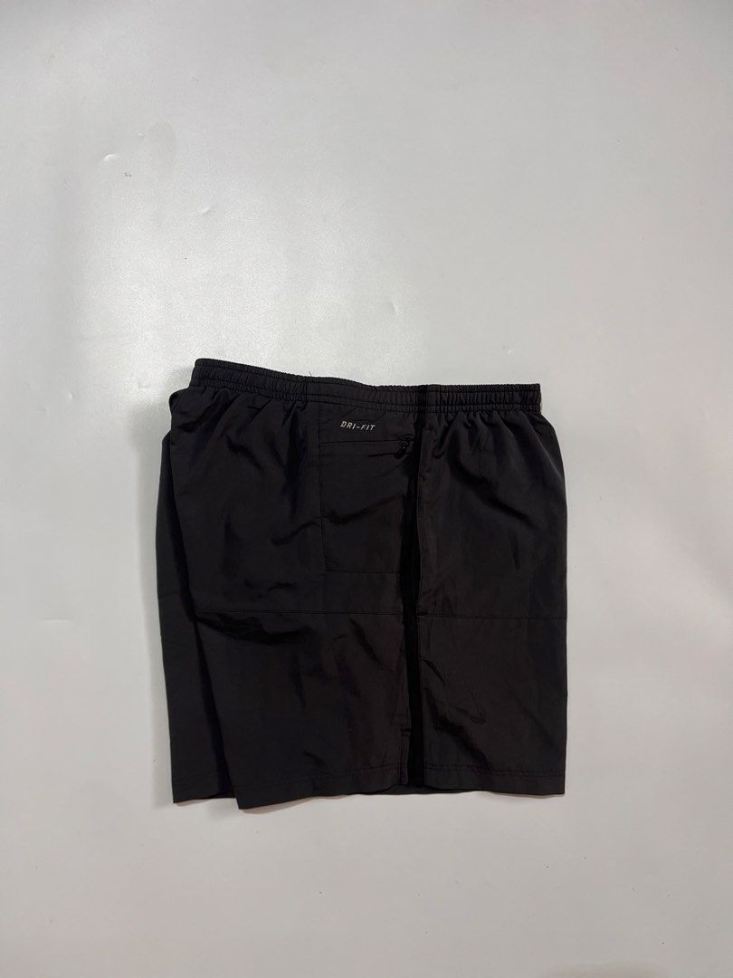 Nike Running Dri fit (Category: Shorts) located in Manila. Submitted by cjsthrift (Listing ID 1460952023, Image 2). Description: Nike Running Dri fit Exellent Conditon None hidden issue Waist: 28-30 Stretch Lenght: 15 Fresh from bale need wash 🏷️ 549.