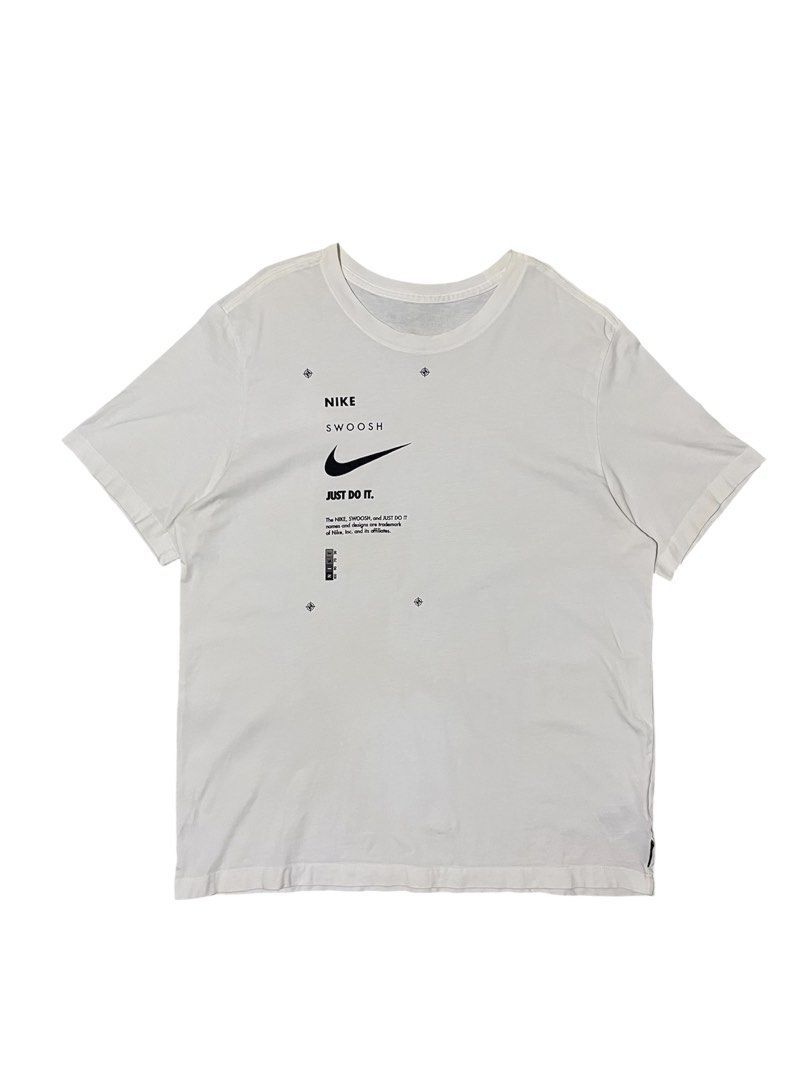 Nike shirt (Category: Tshirts & Polo Shirts ) located in Nagcarlan. Submitted by nashfrias (Listing ID 1460981316, Image 2). Description: 22x28 Size L-XL 350🤑.