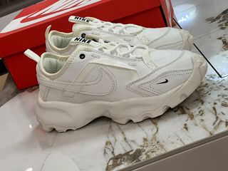 (Category: ) located in . Submitted by huiting_store (Listing ID 1460936863, Image 1). Description: .