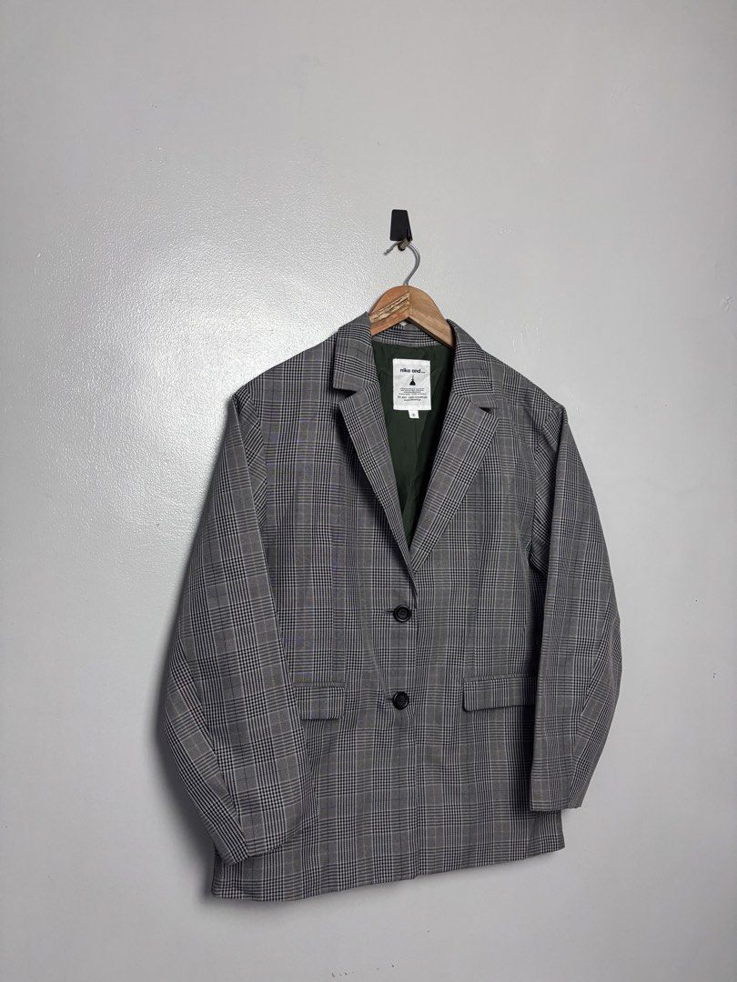 Niko And…. Plaid Pattern Single Breasted Blazers. (Category: Luxury Apparel) located in Bacoor. Submitted by jewa333 (Listing ID 1461033282, Image 2). Description: Niko And…. Plaid Pattern Single Breasted Blazers. Medium on tag. Dimes: Length 28” Width 19.5” Shoulder 17.5” Sleeves 21.75” Pristine condition Issue: None. 🏷️1,650 only. 📥📥📥.