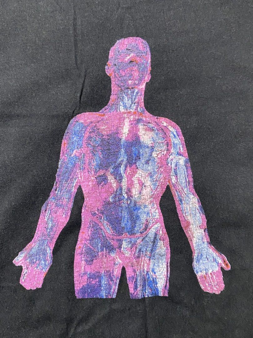 Nirvana Cropped Shirt (Category: Tshirts & Polo Shirts ) located in Santa Rosa. Submitted by 415_thriftss (Listing ID 1461036658, Image 3). Description: Random cropped shirt ✅ Available - No tags - Good condition - Cropped Boxy Fit - Nirvana print 🔽DETAILS - Condition: 9/10 - Dimes: 23.5 Width x 24 Length - Color rate: 8.9/10 - Issue: Altered length since cropped and crackprints ———————————— 🏷️ M / Mine: 180 + Shipping fee .