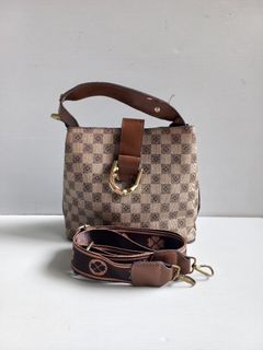 (Kategori: ) berada di . Dikirim oleh mi55second (ID iklan 1460996300, Gambar 1). Deskripsi: .