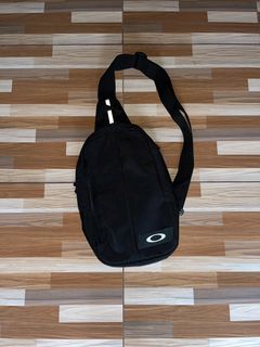 (Category: ) located in . Submitted by lastthrift2.0 (Listing ID 1461109220, Image 1). Description: .