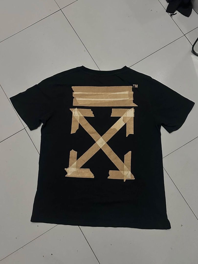 OFF-WHITE black shirt (Category: Tshirts & Polo Shirts ) located in Manila. Submitted by nb_thriftshop (Listing ID 1461082379, Image 2). Description: 0ff white t shirt 26 length 20 width medium height 5'5 weight 65 kg no issue need wash .