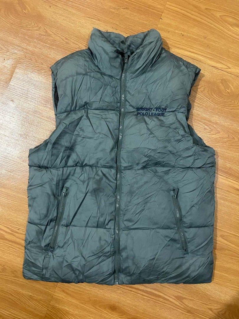 OLD NAVY Water-Resistant Puffer Vest (Category: Coats, Jackets and Outerwear) located in General Mariano Alvarez. Submitted by armorthrift.ph (Listing ID 1461027501, Image 1). Description: OLD NAVY Water-Resistant Puffer Vest 🏷️ Authentic Old Navy inner tag (Medium / Water-Resistant) 🩶 Charcoal gray / dark slate blue-gray colorway 🪡 Embroidered "WRIGHT - FOOT POLO LEAGUE" chest detail ⚡ Full-zip front closure with a fleece-lined high collar fo