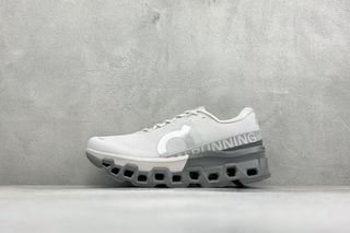(Category: ) located in . Submitted by shoes_shop. (Listing ID 1461094347, Image 1). Description: .