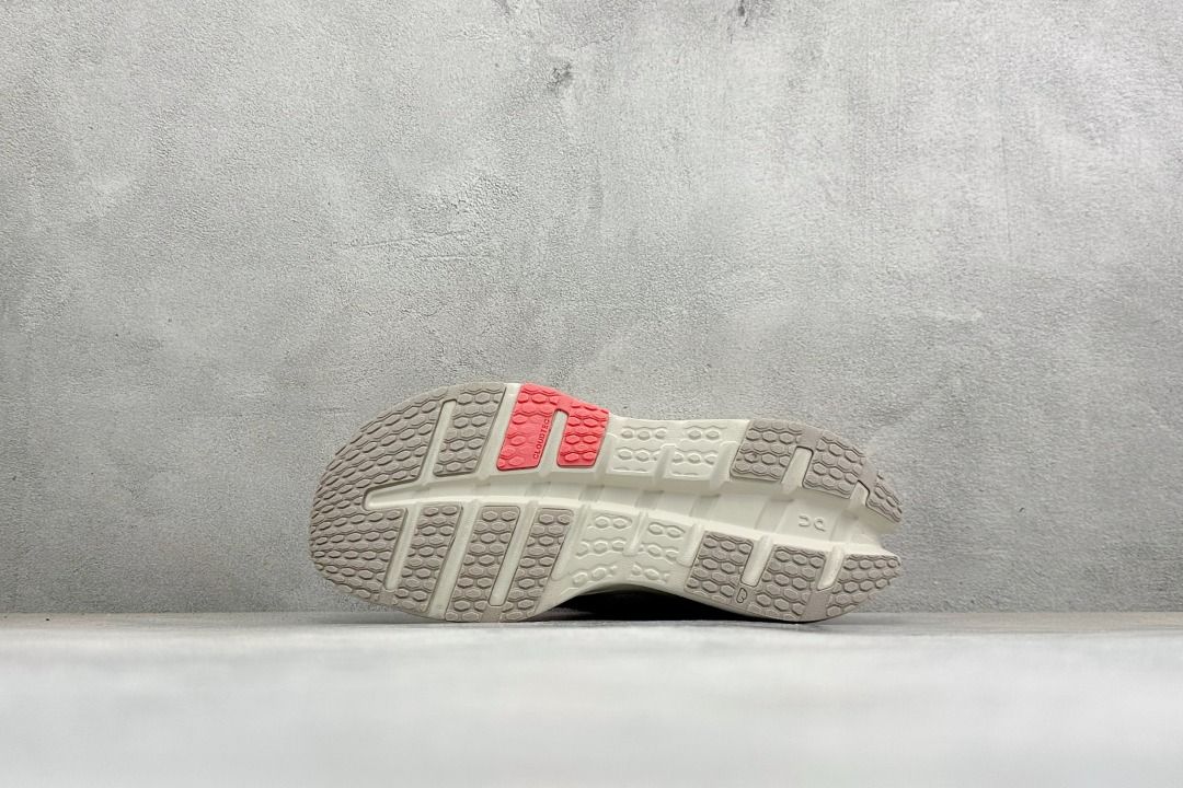 On Cloudrunner 3 (Category: Sneakers) located in Singapore. Submitted by shoes_shop. (Listing ID 1461079142, Image 4). Description: 🔥 Buyer Reading 🔥 👞 Size 36-45 available 🔥 2 Pairs got 10% discount 🔥 🔥 100% Original product from factory store 🔥 ✈️ Delivery 6 working days and FREE SHIPPING✈️ 🔥 Follow us for newest design 🔥 📲 Pm for other more details 📲 .