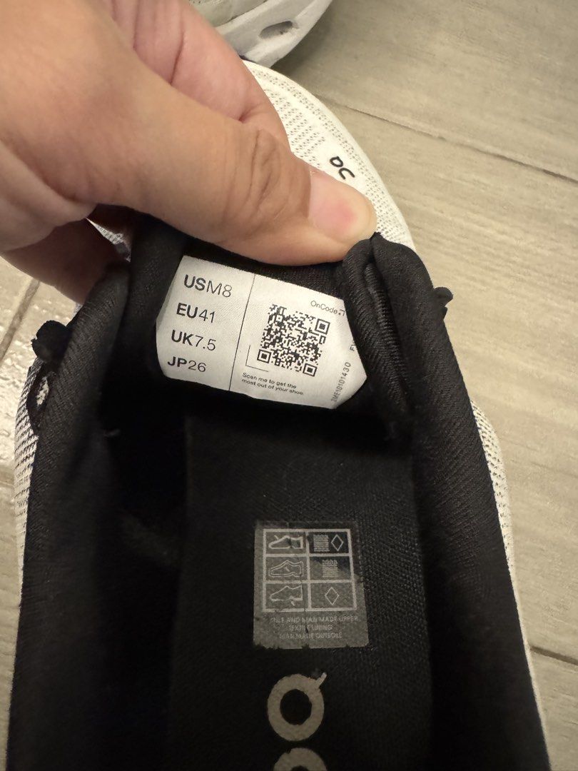 On Cloudtilt (Category: Sneakers) located in Taguig. Submitted by sqaumejada (Listing ID 1460922294, Image 3). Description: Original, washable, comfortable , unisex size 8 US(men) 10 US (women), box not available- bought in Hong Kong On Flagship store, pick up in BGC.