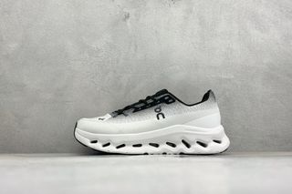 (Category: ) located in . Submitted by shoes_shop. (Listing ID 1461089188, Image 1). Description: .