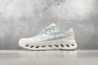 (Category: ) located in . Submitted by shoes_shop. (Listing ID 1461080741, Image 1). Description: .