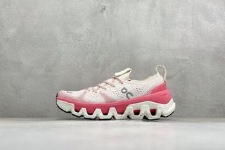 (Category: ) located in . Submitted by shoes_shop. (Listing ID 1461098975, Image 1). Description: .