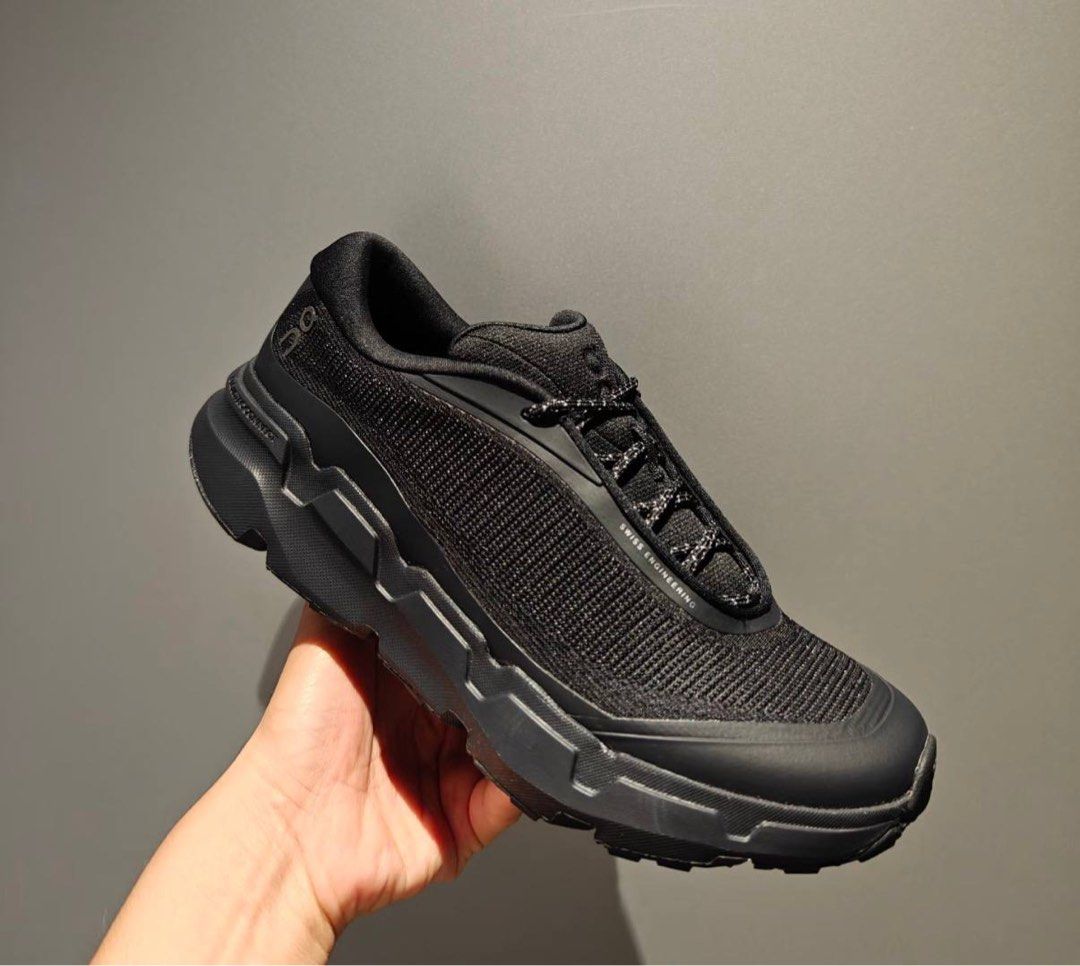 On Running Cloudsoma Hike Black/ Ox Eclipse/ Brume Ghost (Category: Sneakers) located in Manila. Submitted by solefindsphilippines (Listing ID 1461074541, Image 2). Description: On Running Cloudsoma Hike Black/ Ox Eclipse/ Brume Ghost Available Sizes: 7/ 7.5/ 8/ 8.5/ 9/ 9.5/ 10/ 10.5/ 11/ 11.5/ 12/ 12.5/ 13 Men’s 5/ 5.5/ 6/ 6.5/ 7/ 7.5/ 8/ 8.5/ 9/ 9.5/ 10 Women’s Price: 8,999 to 9,499 only Brand new All of our items are 100% Authentic/ Legit/ Ori