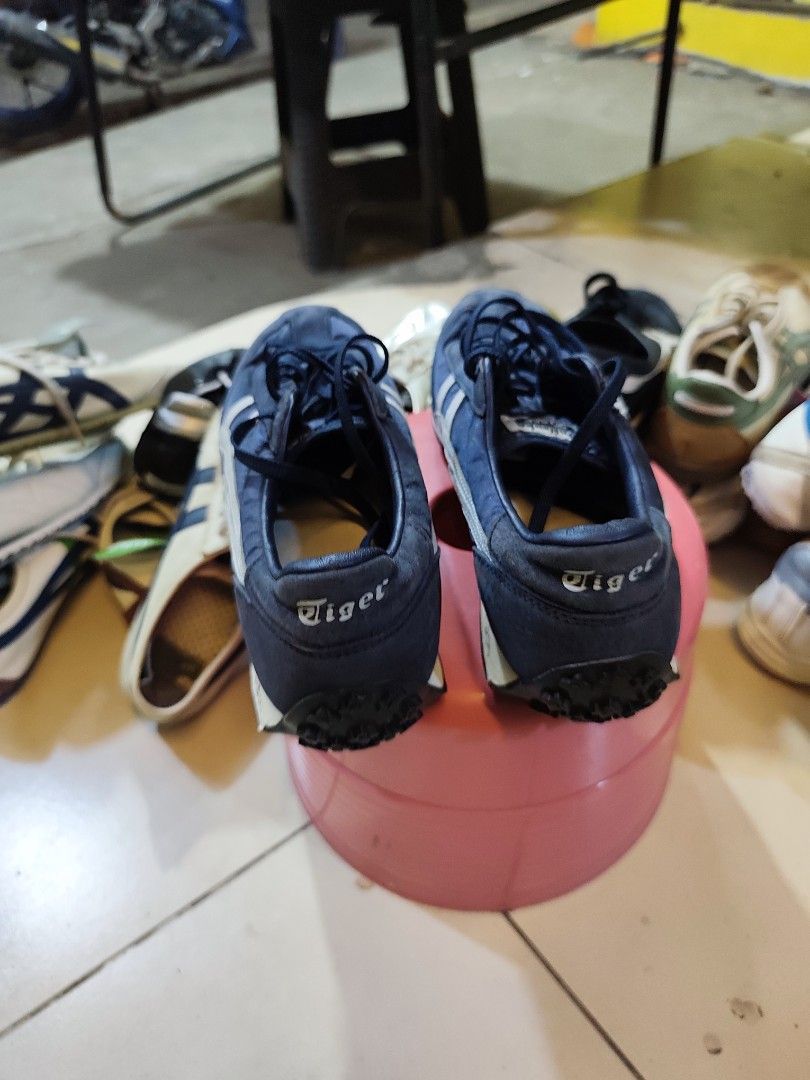 onitsuka tiger 42.5 / 9 (Category: Sneakers) located in Davao. Submitted by zl_preloved_shop (Listing ID 1460970365, Image 3). Description: .
