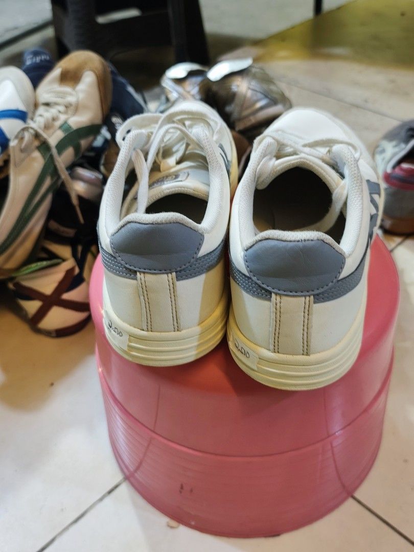 onitsuka tiger 42.5 / 9 (Category: Sneakers) located in Davao. Submitted by zl_preloved_shop (Listing ID 1460971246, Image 3). Description: .