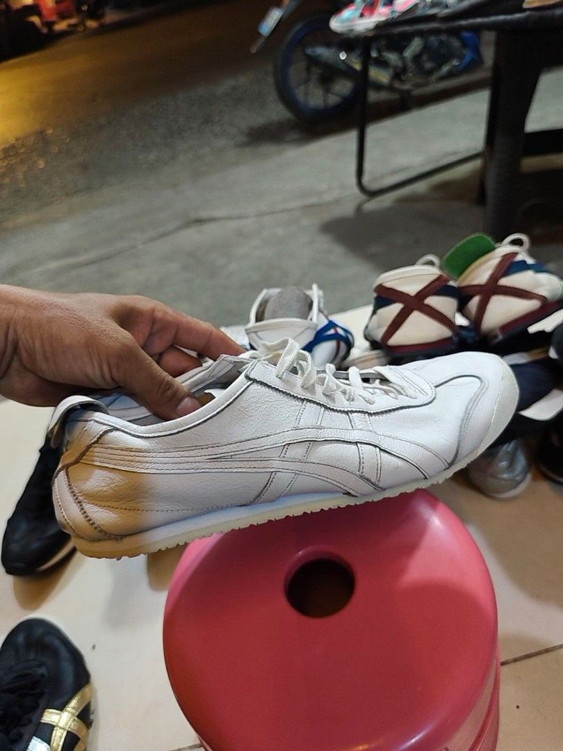 onitsuka tiger 42 / 8.5 (Category: Sneakers) located in Davao. Submitted by zl_preloved_shop (Listing ID 1460975663, Image 3). Description: .