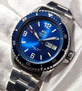 (Category: ) located in . Submitted by thewatchshoppe (Listing ID 1335679349, Image 1). Description: .