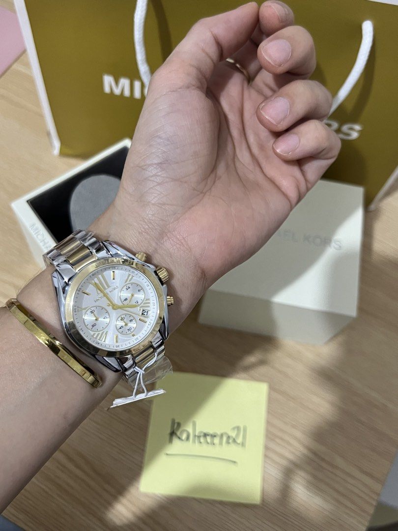 Orig Michael Kors Watch (for her) (Category: Women's Watches) located in Paranaque City. Submitted by kaleeen21 (Listing ID 1461042442, Image 3). Description: Looking for Perfect Gift for her? ✨ 100% Original Michael Kors ~ ✅ 𝗙𝗥𝗘𝗘 𝗦𝗵𝗶𝗽𝗽𝗶𝗻𝗴 ✅ 𝗣𝗲𝗿𝗳𝗲𝗰𝘁 𝗚𝗶𝗳𝘁 ✅ 𝗖𝗼𝗺𝗽𝗹𝗲𝘁𝗲 𝗜𝗻𝗰𝗹𝘂𝘀𝗶𝗼𝗻𝘀 ✅ 𝗖𝗵𝗲𝗮𝗽𝗲𝗿 𝘁𝗵𝗮𝗻 𝗠𝗮𝗹𝗹 𝗽𝗿𝗶𝗰𝗲 ✅ 𝗟𝗘𝗚𝗜𝗧💯 ~ 🤯 Mall: ₱6-10k ✨ SALE: 2999 Only + Free Shipping! ~ 𝐁𝐔𝐘 𝐍𝐎𝐖! �