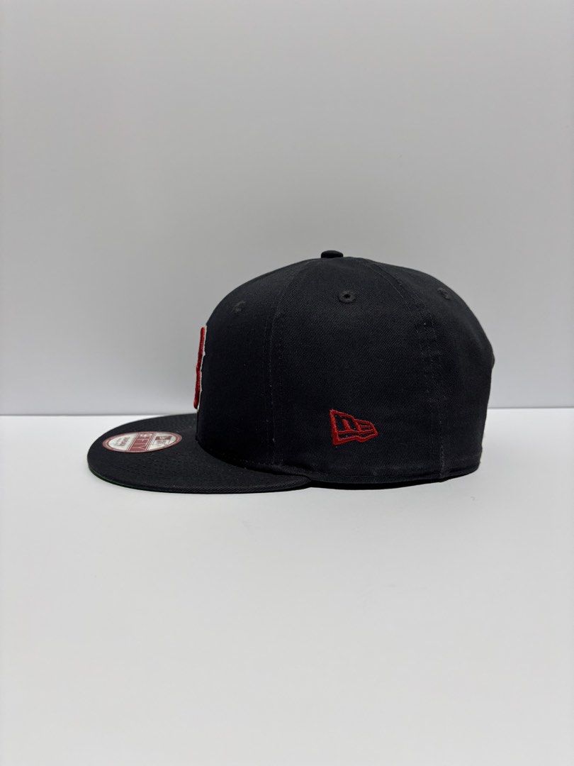 Original New Era Snapback 💯 (Category: Caps & Hats) located in Tarlac. Submitted by outsource.psg (Listing ID 1460980330, Image 3). Description: Original New Era Snapback 💯 Boston Red Sox Excellent Condition 0ne Size Fits All P999 + Shipping Dm Sure Buyer .