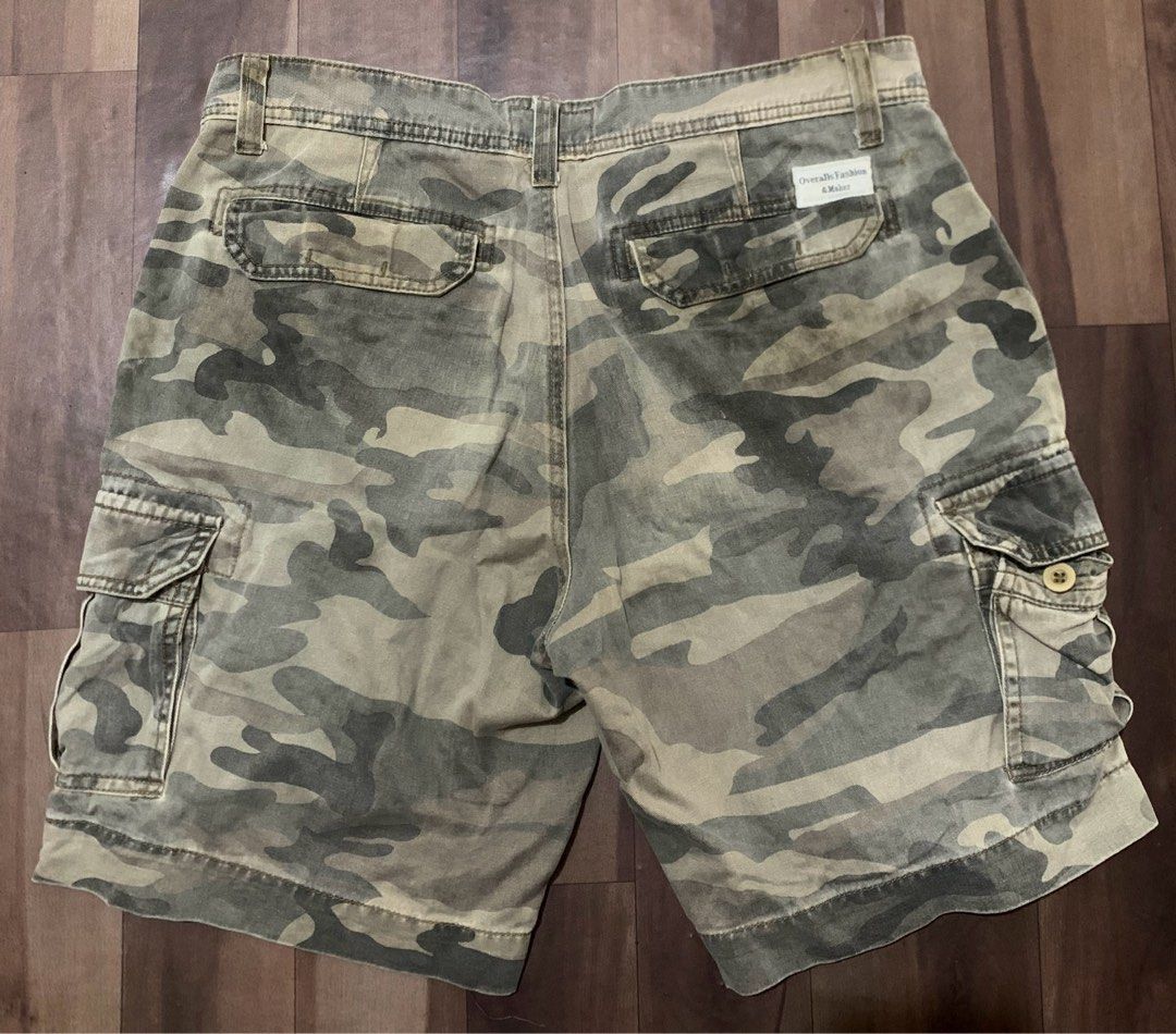 Overalls Fashion & Maker - Est. 1985 (Category: Shorts) located in Manila. Submitted by marvzz088 (Listing ID 1460961450, Image 3). Description: vintage condition .
