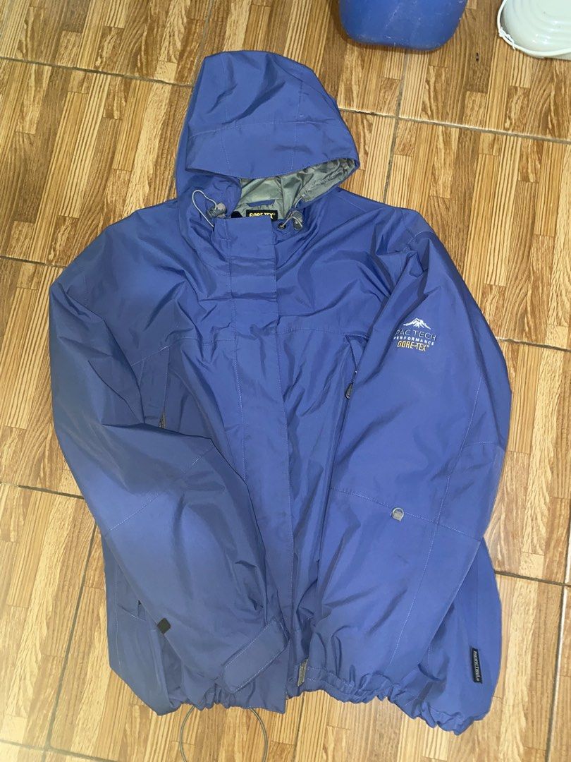 Pacific Trail Pac Tech Gore-Tex Performance (Category: Coats, Jackets and Outerwear) located in Legazpi City. Submitted by zennoez (Listing ID 1460972022, Image 2). Description: .