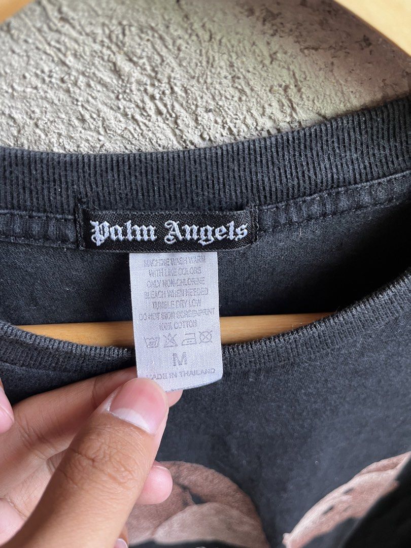 PALM ANGELS TEDDY BEAR (Category: Tshirts & Polo Shirts ) located in Cagayan de Oro. Submitted by rewornthriftph (Listing ID 1460923659, Image 3). Description: width: 20 length: 25 medium | FITS also on small Color rate: 9.5/10 Issue: HOLE ON THE BACK SHOULDER In EXCELLENT Condition See details and reference on slides Payment Methods: GCASH/JNT PLS MANAGE YOUR EXPECTATIONS. THRIFT ITEMS, NO CANCELLATION ₱400.
