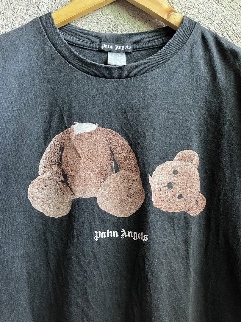 PALM ANGELS TEDDY BEAR (Category: Tshirts & Polo Shirts ) located in Cagayan de Oro. Submitted by rewornthriftph (Listing ID 1460923659, Image 2). Description: width: 20 length: 25 medium | FITS also on small Color rate: 9.5/10 Issue: HOLE ON THE BACK SHOULDER In EXCELLENT Condition See details and reference on slides Payment Methods: GCASH/JNT PLS MANAGE YOUR EXPECTATIONS. THRIFT ITEMS, NO CANCELLATION ₱400.