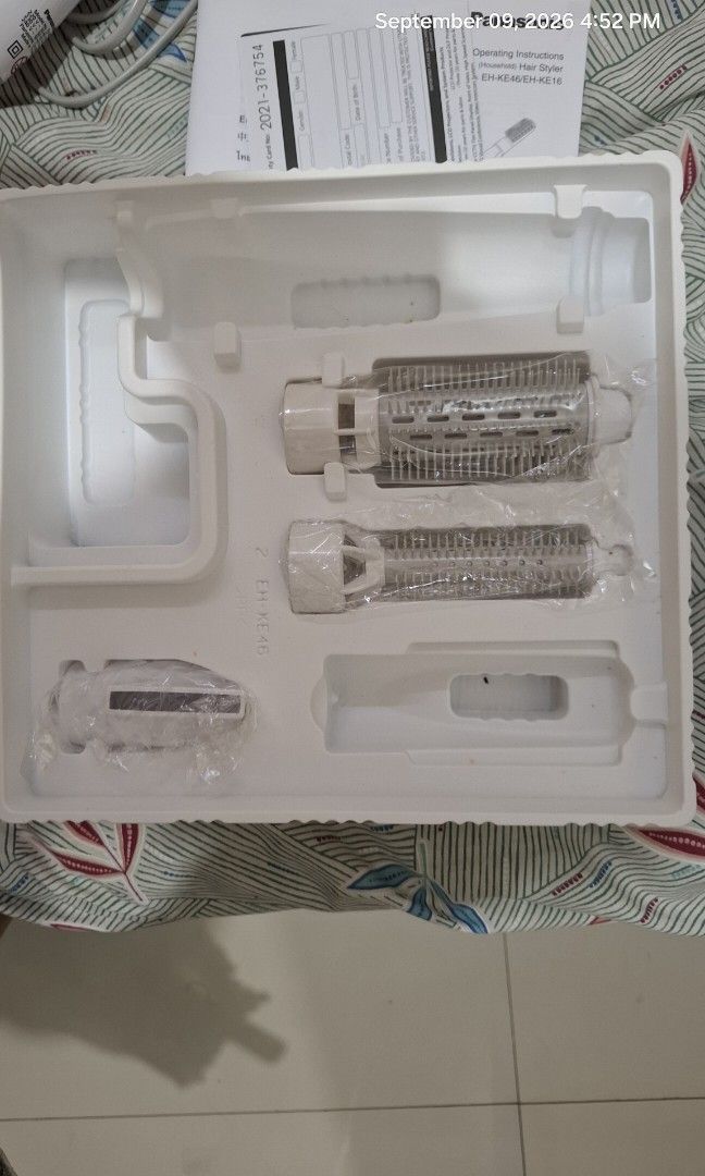 Panasonic hair dryer (Category: Hair) located in Quezon City. Submitted by aritiktik (Listing ID 1461023923, Image 3). Description: .